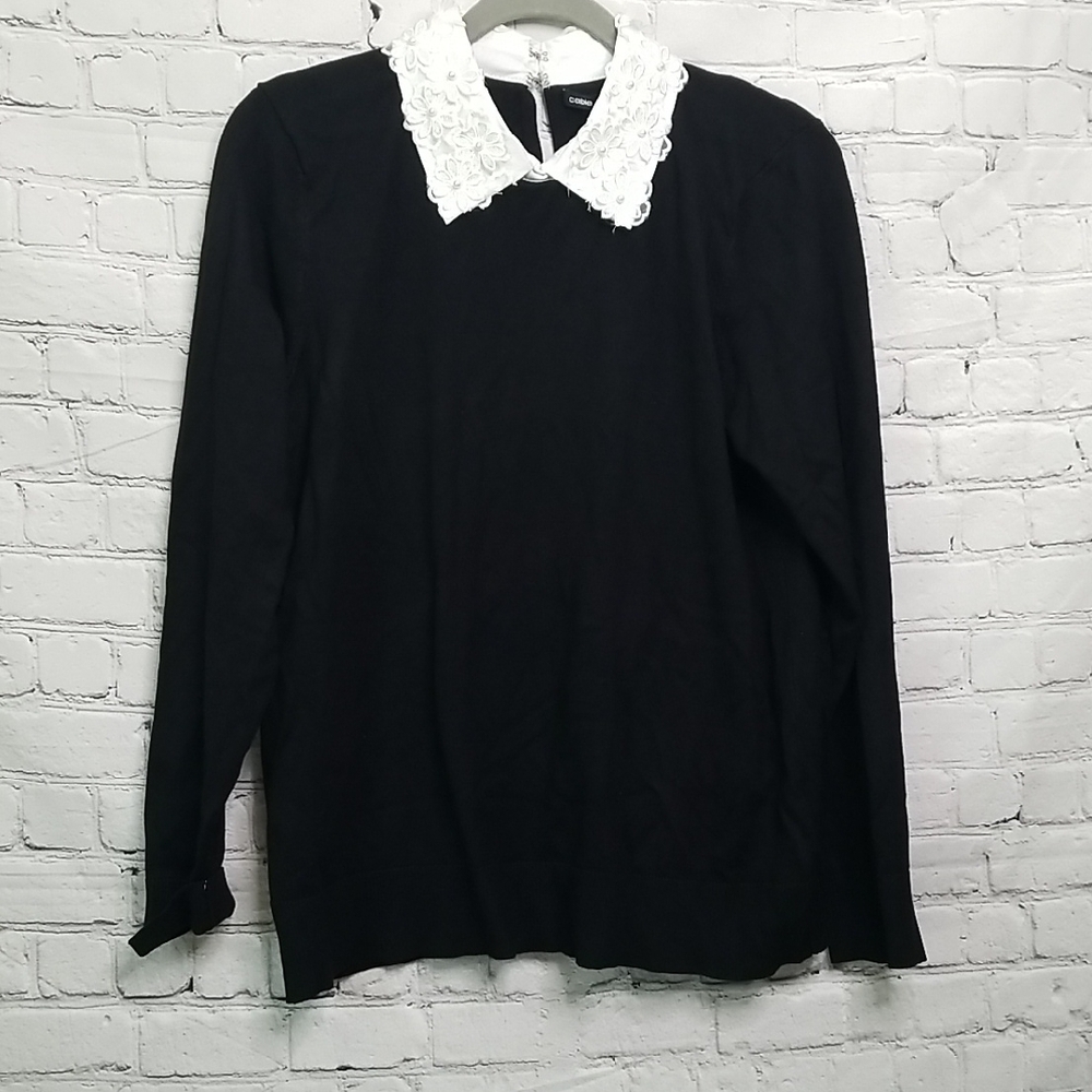 Cable & Gauge womens pullover sweater w/pearl collar. NWT